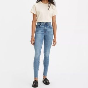 Levi’s High Rise Skinny
